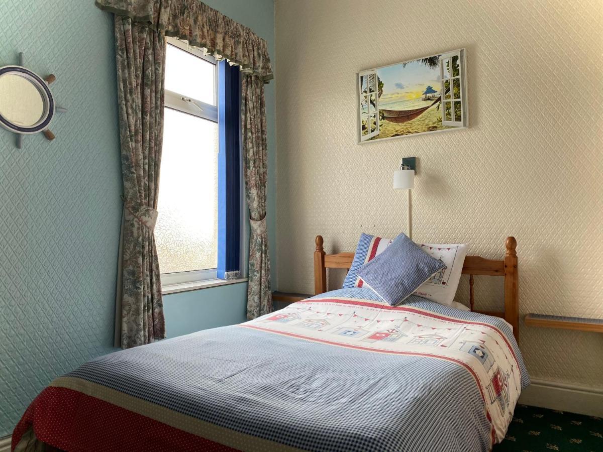 Cumbria Guest House Літам-Сент-Еннс Екстер'єр фото